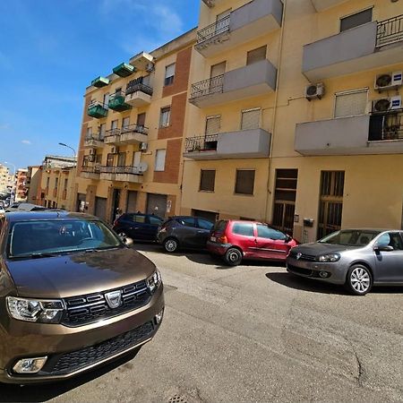 Valery House Apartment Cagliari Luaran gambar