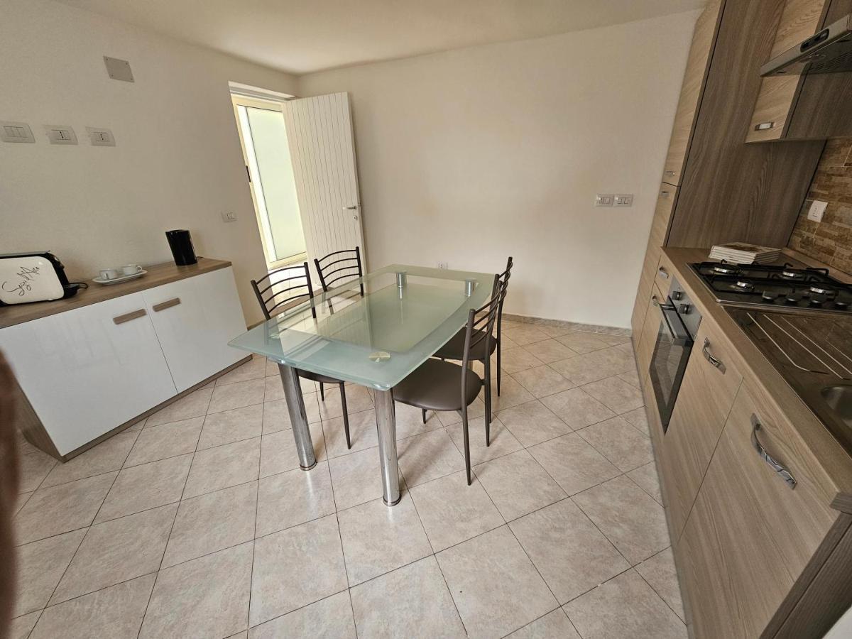 Valery House Apartment Cagliari Luaran gambar