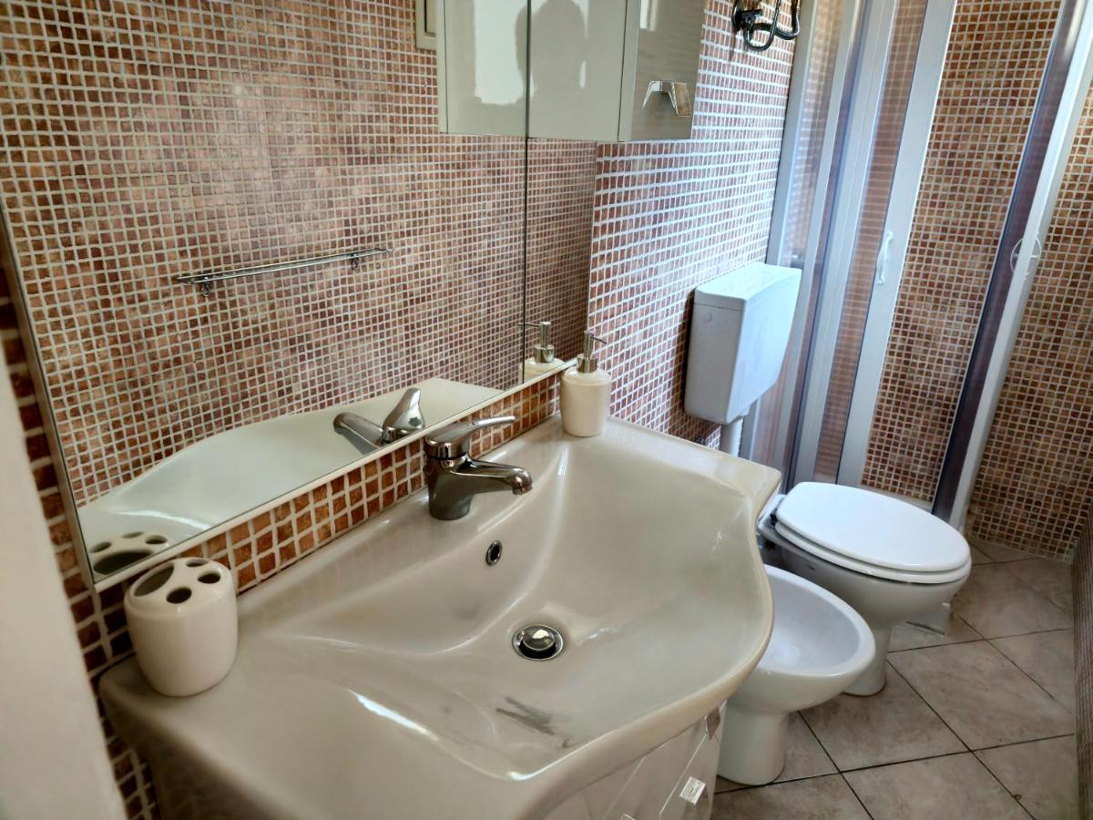 Valery House Apartment Cagliari Luaran gambar