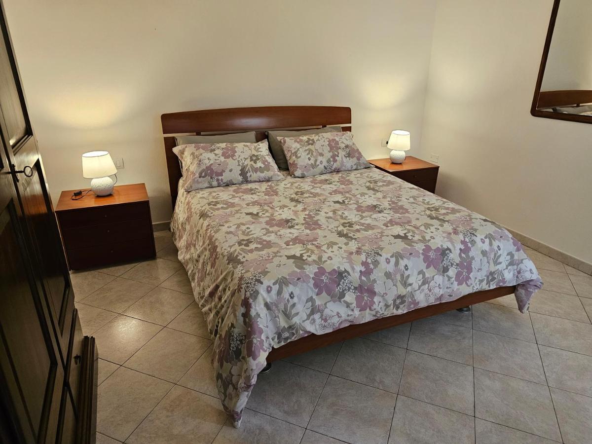 Valery House Apartment Cagliari Luaran gambar