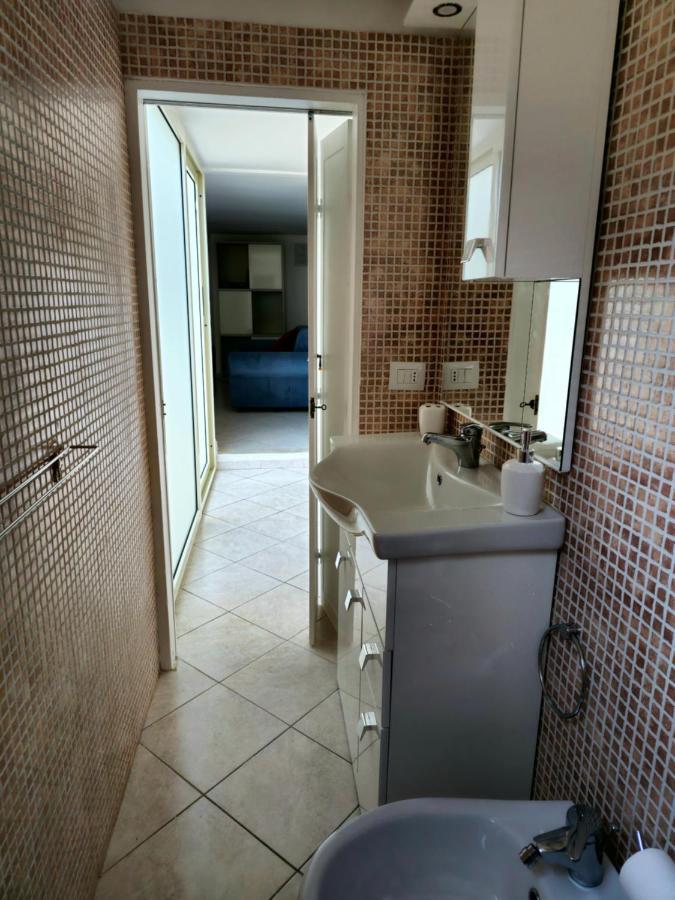 Valery House Apartment Cagliari Luaran gambar