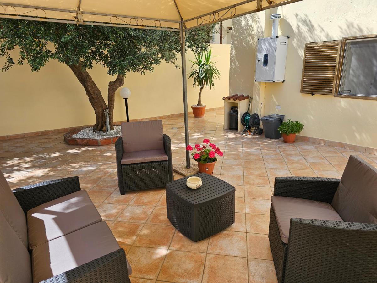 Valery House Apartment Cagliari Luaran gambar